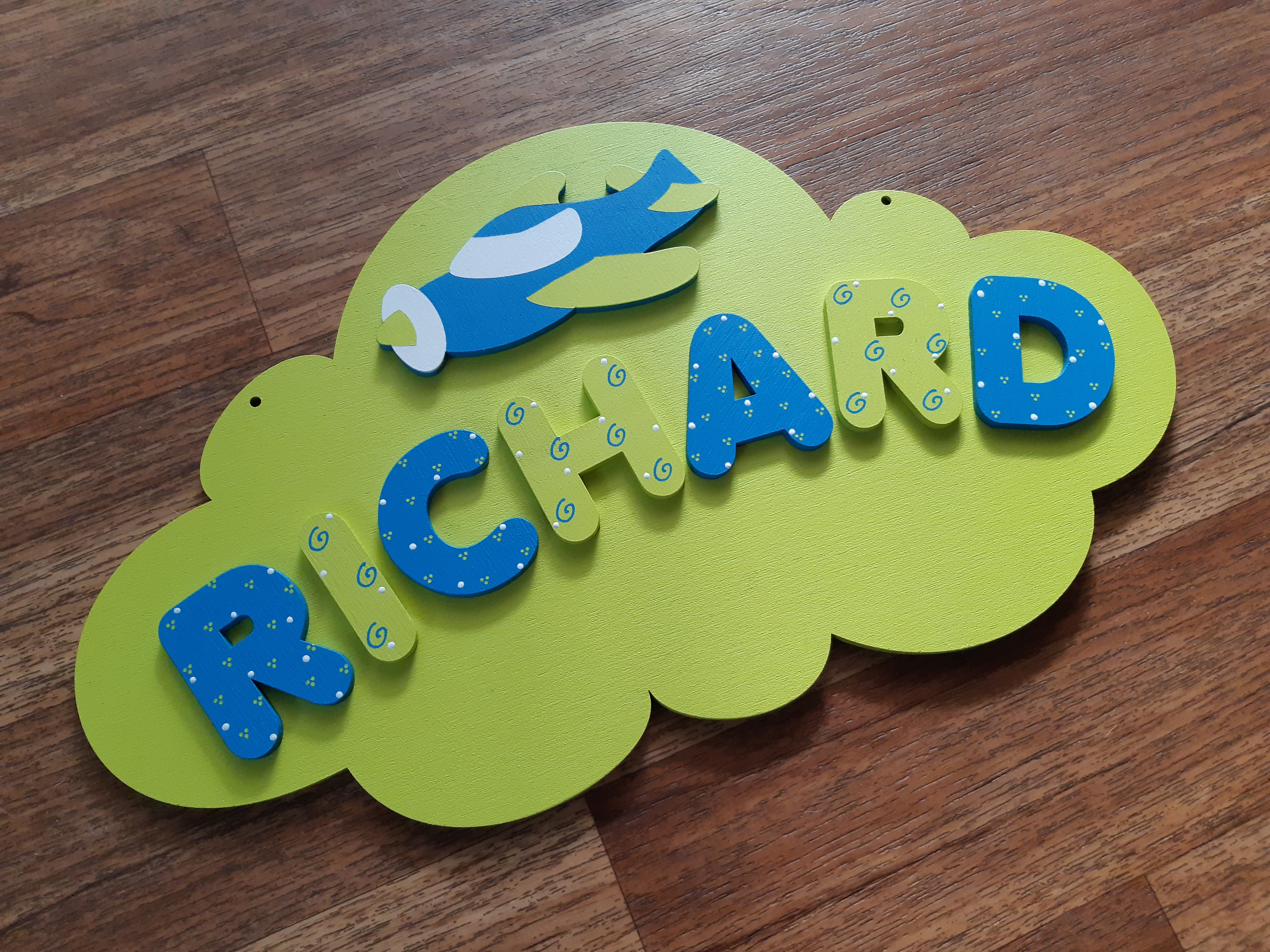 DŘEVĚNÝ MRAK - JMENOVKA 42x25 cm včetně jména