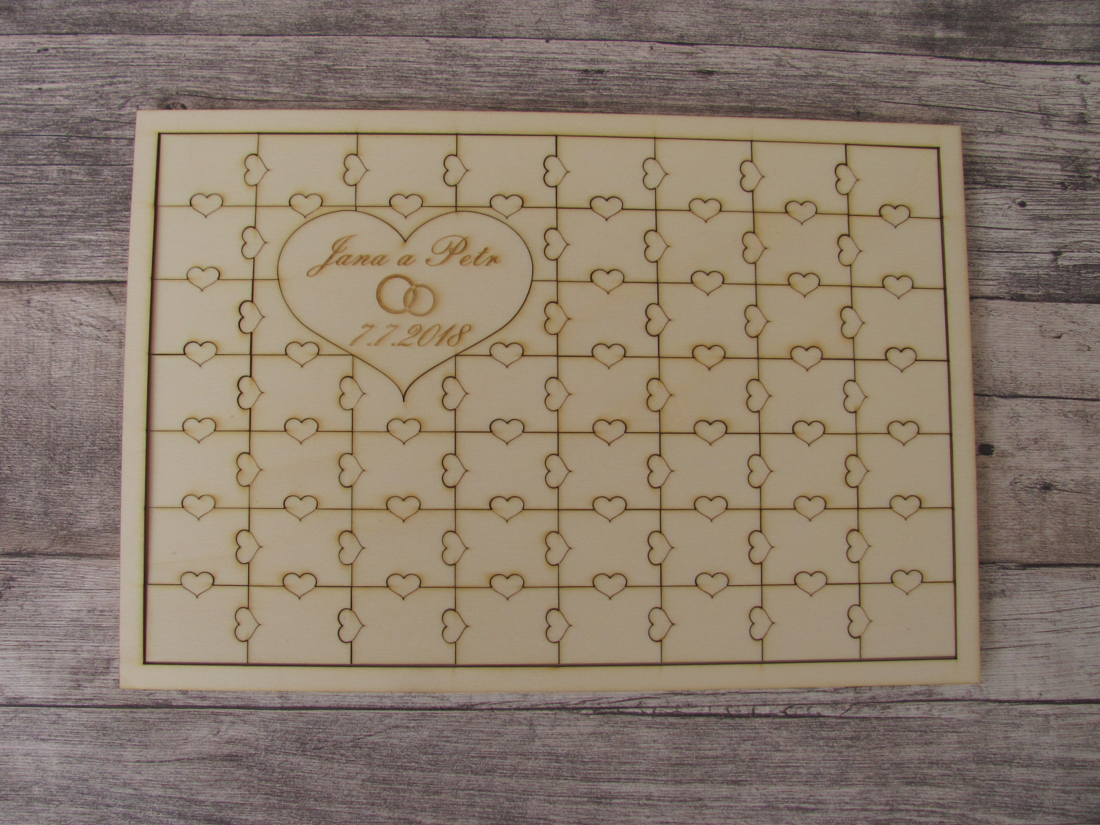 Dřevěné svatební puzzle
