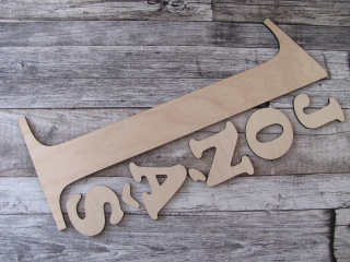 Dřevěné vyřezávané písmeno/číslo 40 cm